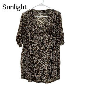 Siren Lily Strech Mesh Leopard Print Ruffled Top Blouse Women 1X  Ruffle V neck